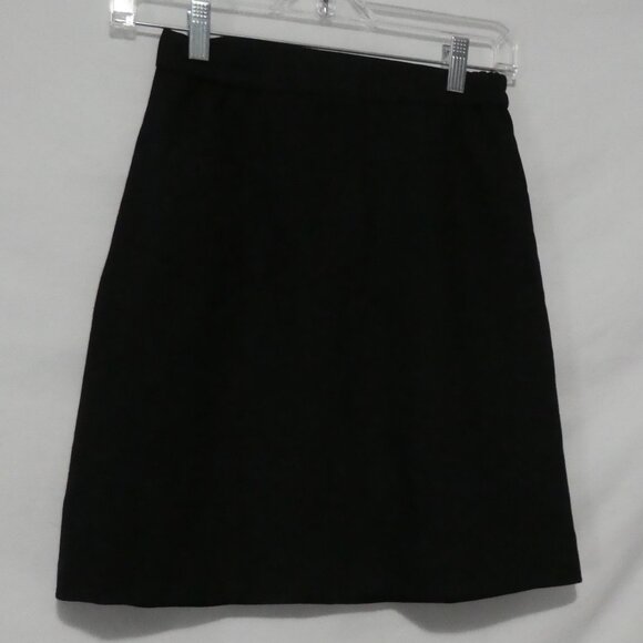 Unbranded | 36 | Black Mini Skirt | Zipper & Hook Closure | Elastic Waist Sides - Picture 2 of 14